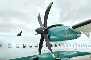 flugzeug propeller turboprop 2