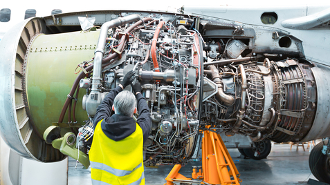 flugzeug triebwerk instandhaltung